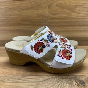 Alegria‎ Linn Sandals Womens 9 EU 39 White Leather Floral Embroidered Boho Chic